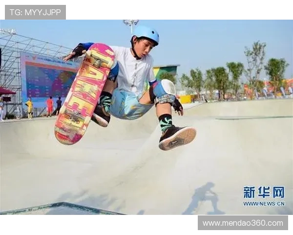 成都极限运动队在滑板精英赛中的团队协作表现分析与点评